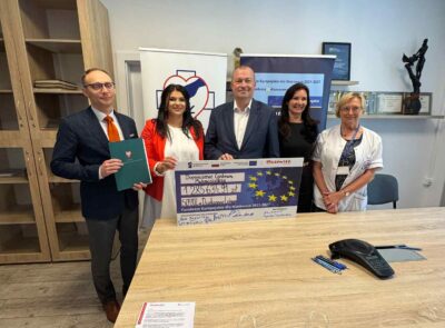 Podpisano umowę na doposażenie Centrum Mukowiscydozy dla dzieci w Dziekanowie Leśnym!